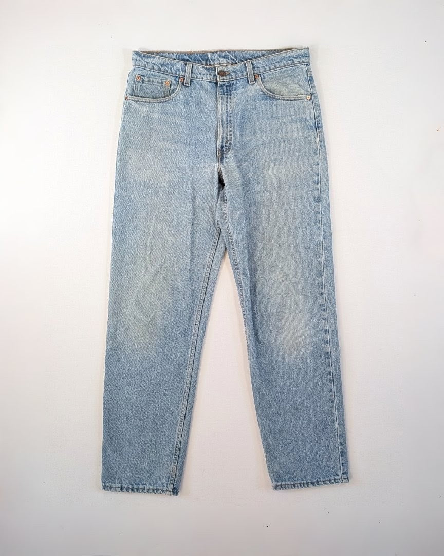 1990S - LEVIS MADE IN USA 550 RELAXED FIT JEANS - W35 / L32