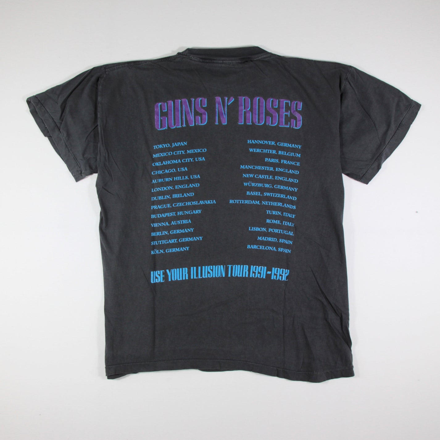 GUNS N' ROSES - USE YOUR ILLUSION II 1991 - VINTAGE BAND SHIRT - L