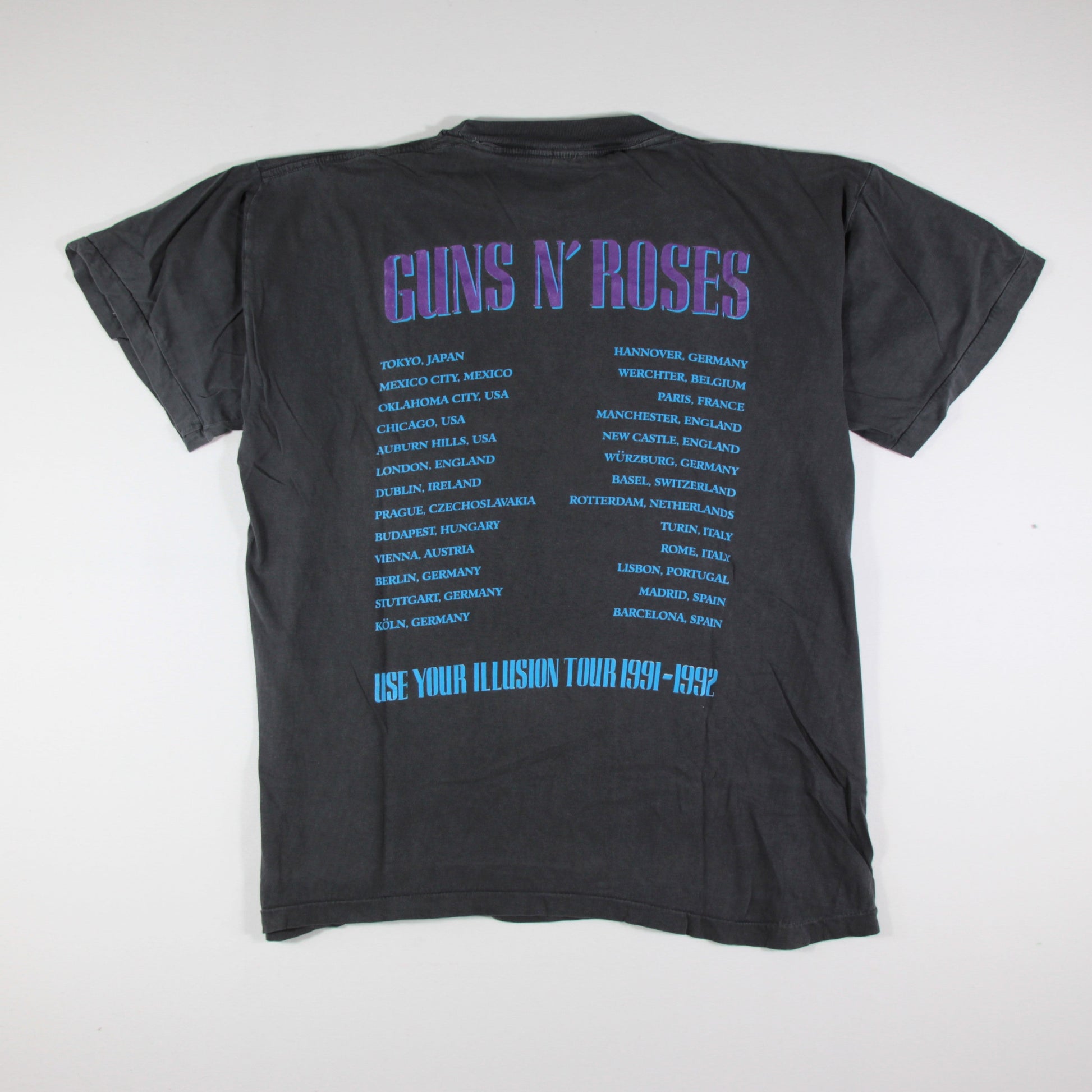GUNS N' ROSES - USE YOUR ILLUSION II 1991 - VINTAGE BAND SHIRT - L