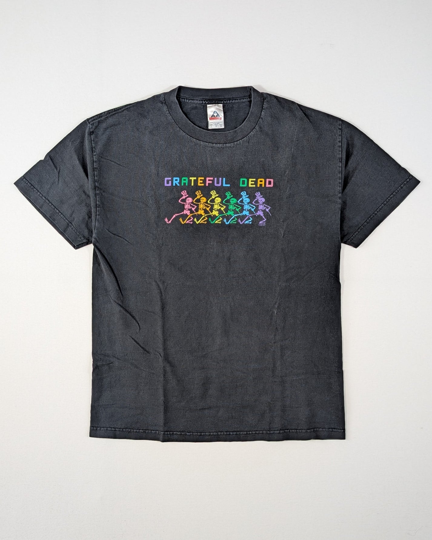 2005 - GRATEFUL DEAD RAINBOW SKELETONS T-SHIRT