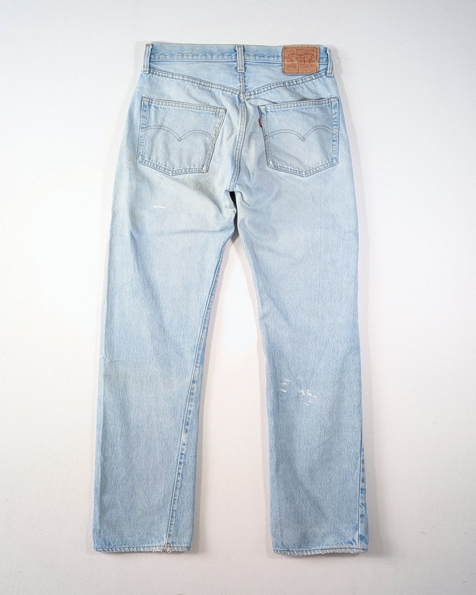 1970S - LEVIS MADE IN USA 501 SELVEDGE DISTRESSED JEANS - W31 / L32