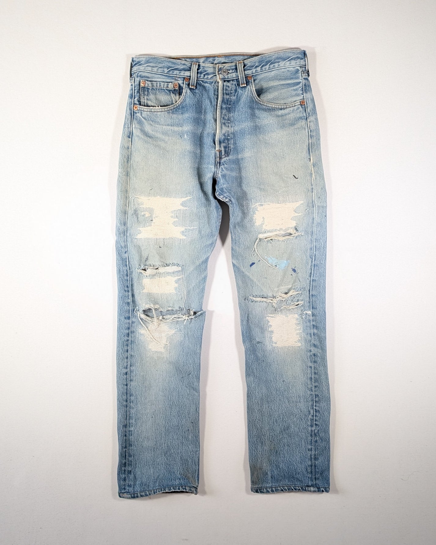 1999 - LEVIS MADE IN USA 501XX DISTRESSED JEANS - W31 / L30