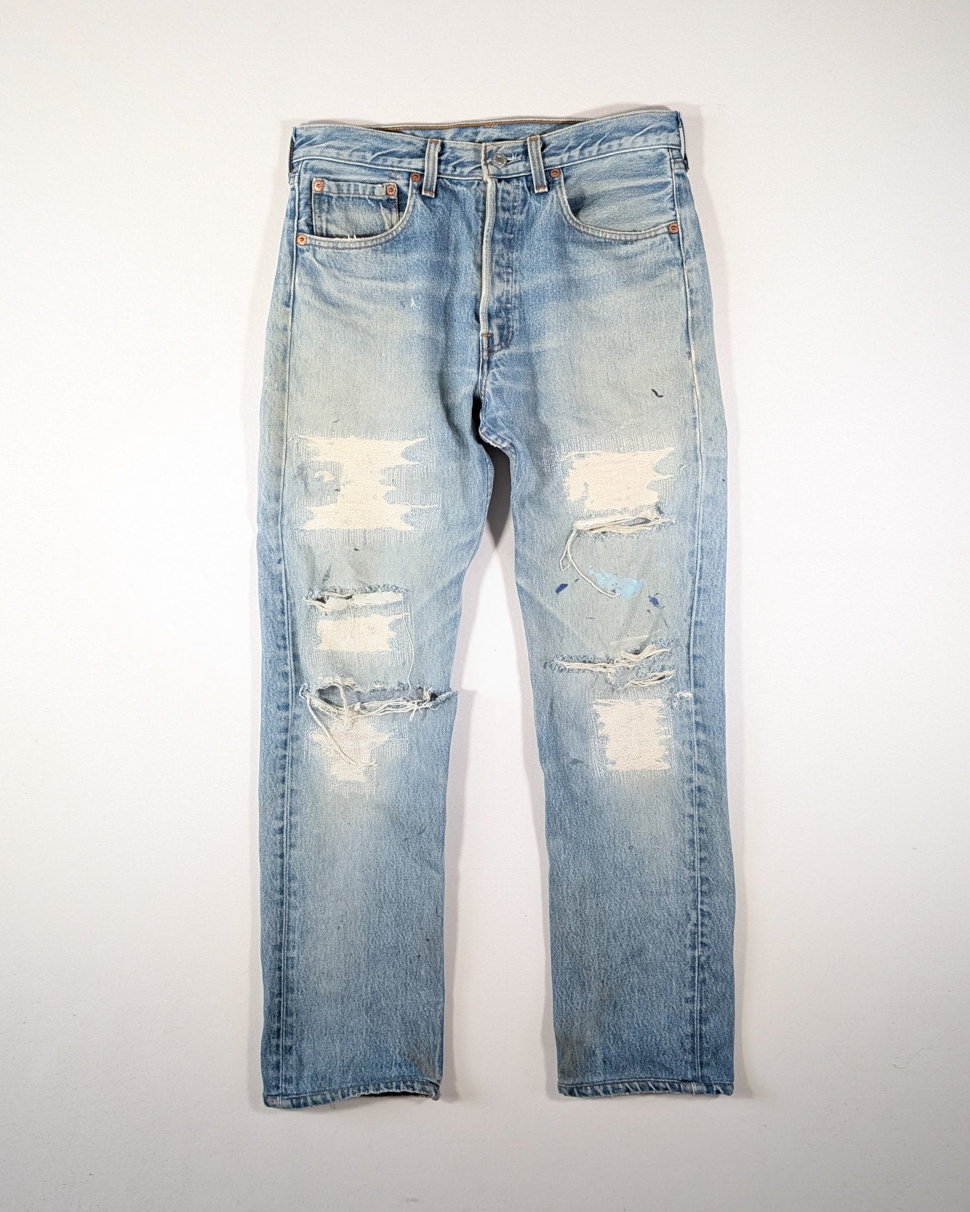 1999 - LEVIS MADE IN USA 501XX DISTRESSED JEANS - W31 / L30