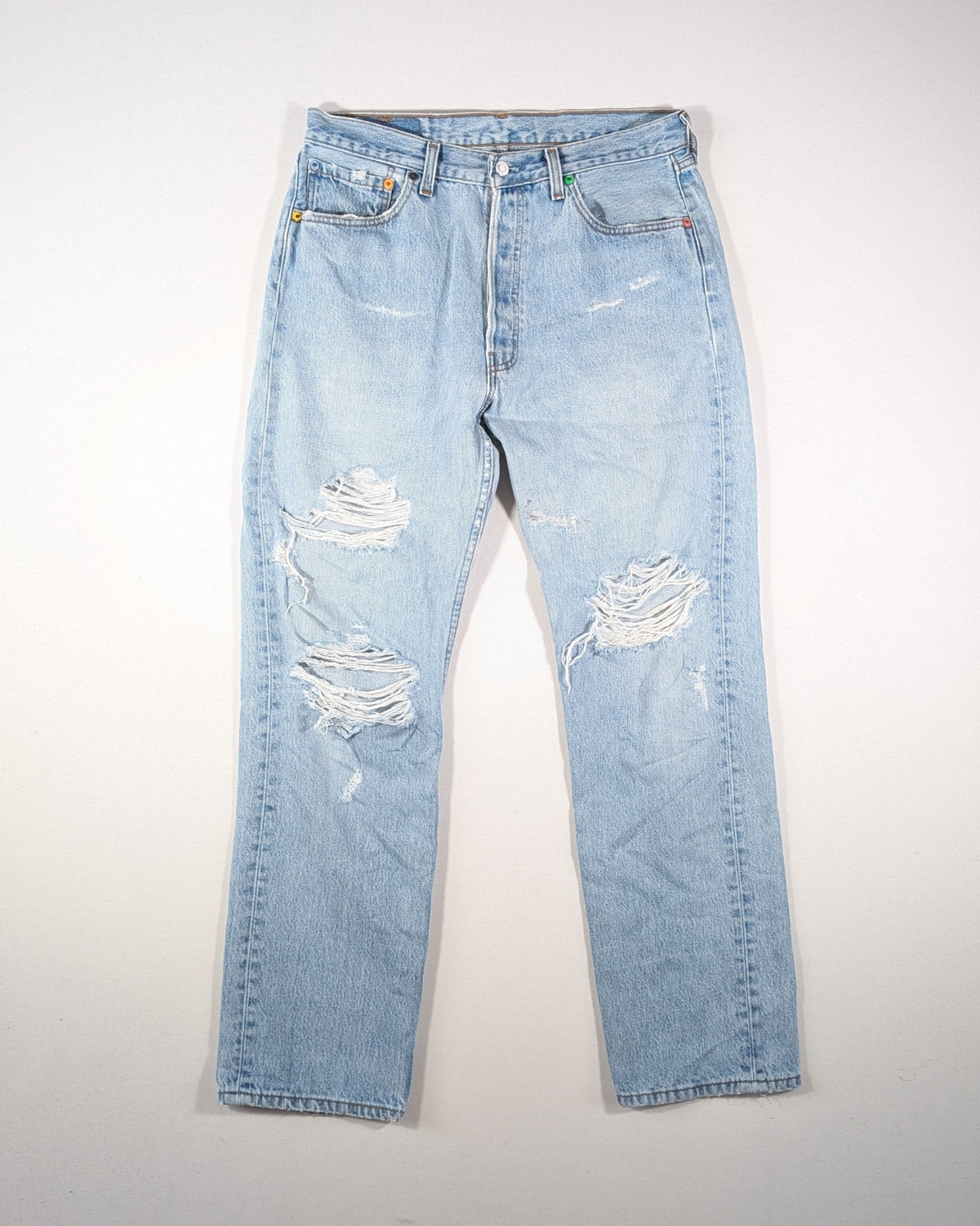 1995 - LEVIS MADE IN USA 501 DISTRESSED JEANS